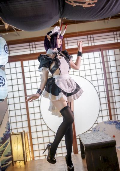 他和她的她