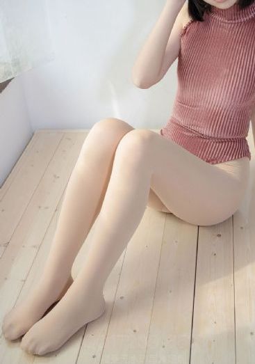 厨房呻吟嗯用力呀嗯啊视频