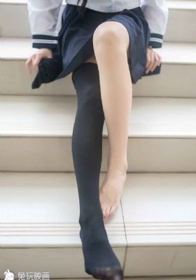 女警呻吟黑人粗大
