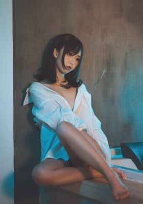 欲体焚情